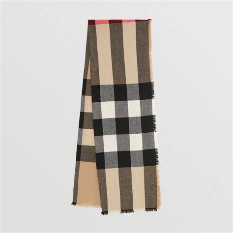 burberry schal mit initialen